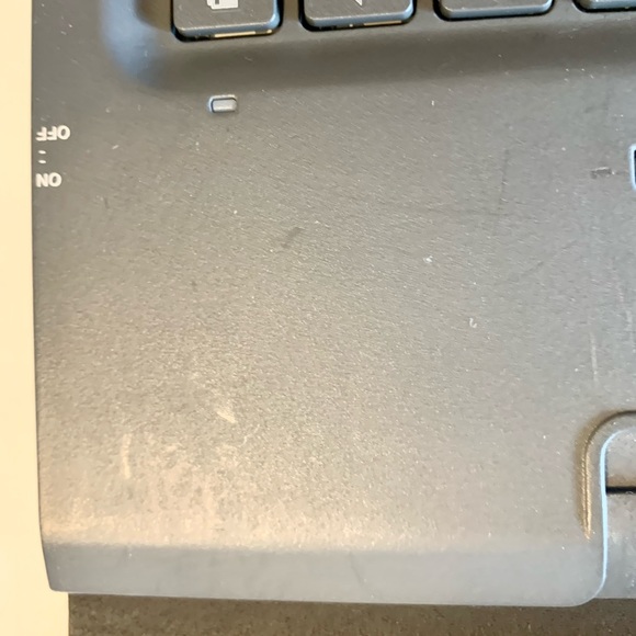 Logitech Universal Folio Keyboard Cover Case 11” iPad Pro 11 3rd Gen Refurbished - Picture 12 of 16